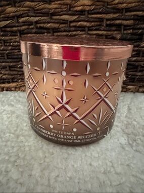 Bath & Body Works 3 Wick Candle Cranberry Orange Seltzer